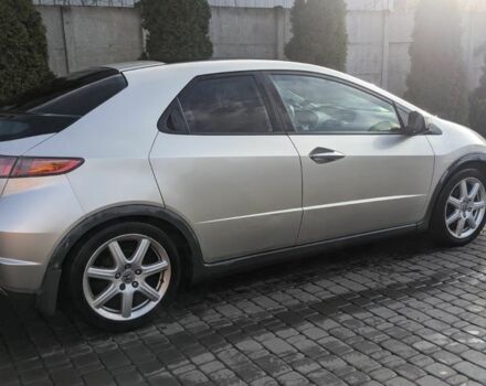 Серый Хонда Цивик, объемом двигателя 1.8 л и пробегом 269 тыс. км за 3072 $, фото 2 на Automoto.ua