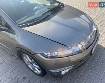 Серый Хонда Цивик, объемом двигателя 1.8 л и пробегом 285 тыс. км за 4800 $, фото 11 на Automoto.ua