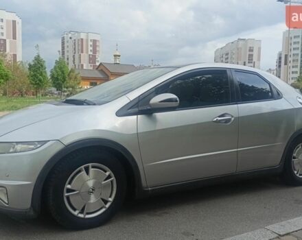 Серый Хонда Цивик, объемом двигателя 1.8 л и пробегом 189 тыс. км за 6300 $, фото 2 на Automoto.ua