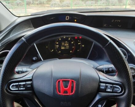 Серый Хонда Цивик, объемом двигателя 1.8 л и пробегом 322 тыс. км за 5400 $, фото 8 на Automoto.ua