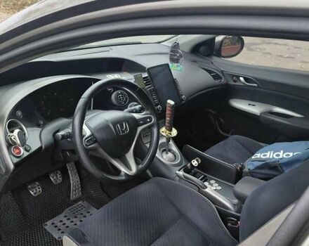 Серый Хонда Цивик, объемом двигателя 1.34 л и пробегом 245 тыс. км за 5200 $, фото 9 на Automoto.ua