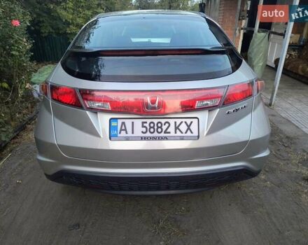 Серый Хонда Цивик, объемом двигателя 1.3 л и пробегом 330 тыс. км за 5500 $, фото 2 на Automoto.ua