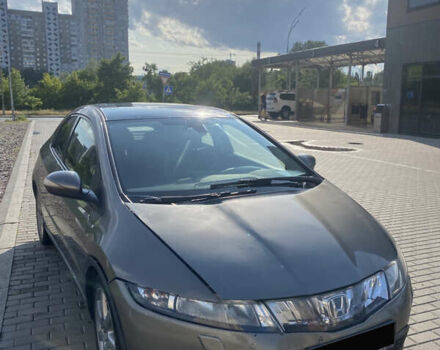 Серый Хонда Цивик, объемом двигателя 1.8 л и пробегом 285 тыс. км за 4800 $, фото 2 на Automoto.ua