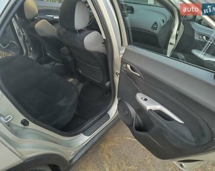 Серый Хонда Цивик, объемом двигателя 1.3 л и пробегом 330 тыс. км за 5500 $, фото 9 на Automoto.ua