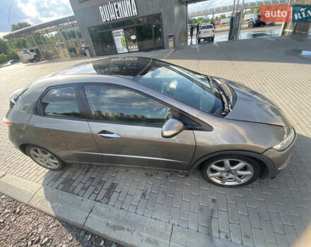 Серый Хонда Цивик, объемом двигателя 1.8 л и пробегом 285 тыс. км за 4800 $, фото 3 на Automoto.ua