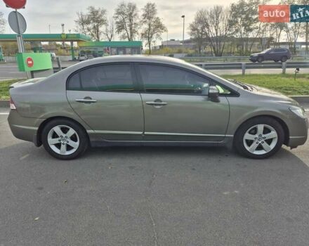 Серый Хонда Цивик, объемом двигателя 1.8 л и пробегом 181 тыс. км за 5200 $, фото 3 на Automoto.ua