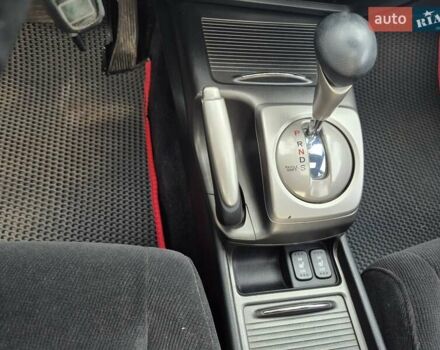 Серый Хонда Цивик, объемом двигателя 1.8 л и пробегом 181 тыс. км за 5200 $, фото 13 на Automoto.ua