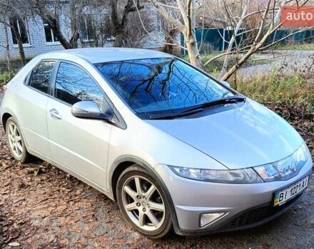 Серый Хонда Цивик, объемом двигателя 1.8 л и пробегом 154 тыс. км за 7600 $, фото 1 на Automoto.ua