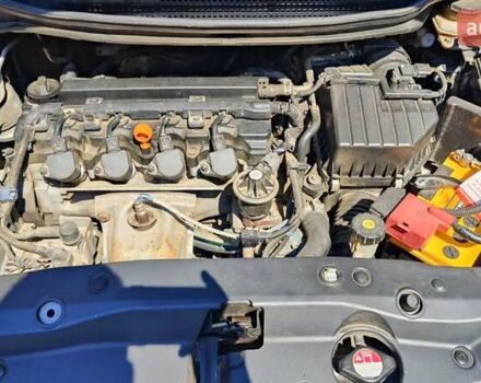 Серый Хонда Цивик, объемом двигателя 1.8 л и пробегом 186 тыс. км за 5200 $, фото 2 на Automoto.ua