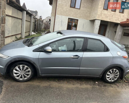 Серый Хонда Цивик, объемом двигателя 1.8 л и пробегом 240 тыс. км за 5500 $, фото 1 на Automoto.ua