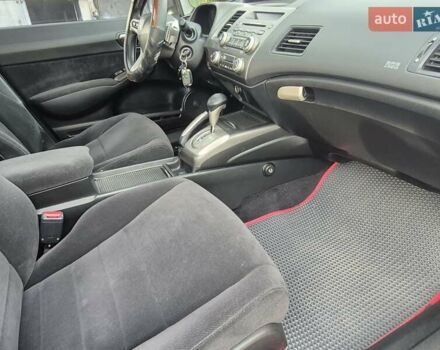 Серый Хонда Цивик, объемом двигателя 1.8 л и пробегом 181 тыс. км за 5200 $, фото 18 на Automoto.ua