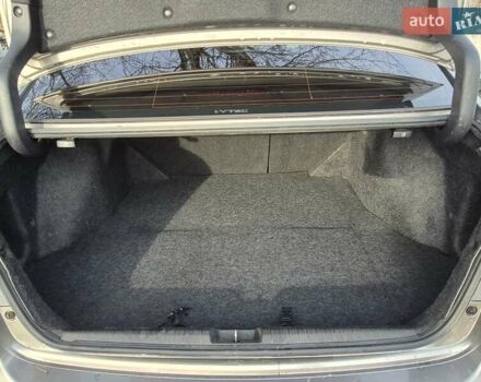 Серый Хонда Цивик, объемом двигателя 1.8 л и пробегом 181 тыс. км за 5200 $, фото 16 на Automoto.ua