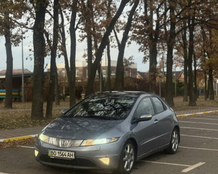 Серый Хонда Цивик, объемом двигателя 1.8 л и пробегом 306 тыс. км за 5400 $, фото 4 на Automoto.ua