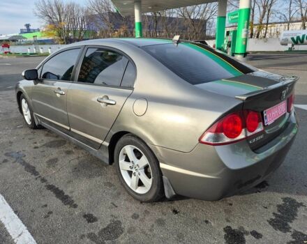 Серый Хонда Цивик, объемом двигателя 1.8 л и пробегом 181 тыс. км за 5200 $, фото 6 на Automoto.ua