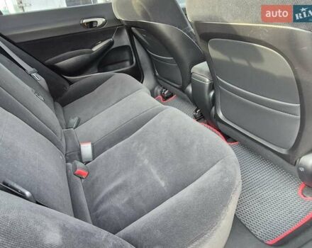 Серый Хонда Цивик, объемом двигателя 1.8 л и пробегом 181 тыс. км за 5200 $, фото 17 на Automoto.ua