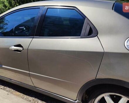 Серый Хонда Цивик, объемом двигателя 1.8 л и пробегом 186 тыс. км за 5200 $, фото 4 на Automoto.ua