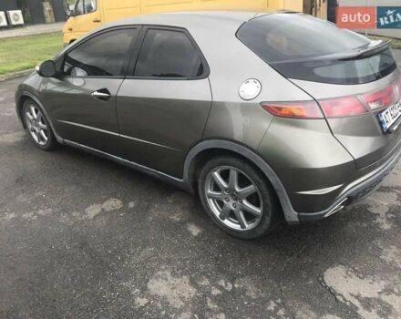 Серый Хонда Цивик, объемом двигателя 1.8 л и пробегом 289 тыс. км за 5500 $, фото 3 на Automoto.ua