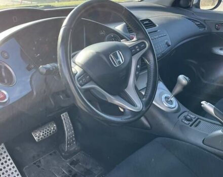 Хонда Цивик 2007 в Киеве на Automoto.ua Серый Хонда Цивик, объемом двигателя 1.8 л и пробегом 306 тыс. км за 5400 $, фото 6 на Automoto.ua