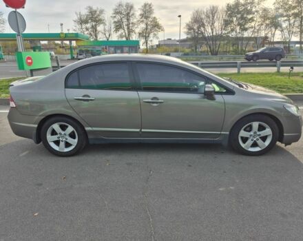 Серый Хонда Цивик, объемом двигателя 1.8 л и пробегом 181 тыс. км за 5200 $, фото 3 на Automoto.ua