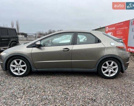 Серый Хонда Цивик, объемом двигателя 1.8 л и пробегом 195 тыс. км за 5800 $, фото 7 на Automoto.ua