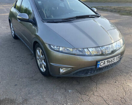 Серый Хонда Цивик, объемом двигателя 1.8 л и пробегом 195 тыс. км за 6400 $, фото 7 на Automoto.ua