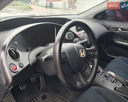 Серый Хонда Цивик, объемом двигателя 1.8 л и пробегом 230 тыс. км за 6500 $, фото 15 на Automoto.ua