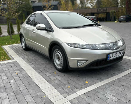 Серый Хонда Цивик, объемом двигателя 1.8 л и пробегом 217 тыс. км за 6200 $, фото 1 на Automoto.ua