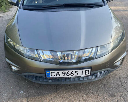 Серый Хонда Цивик, объемом двигателя 1.8 л и пробегом 195 тыс. км за 6400 $, фото 4 на Automoto.ua