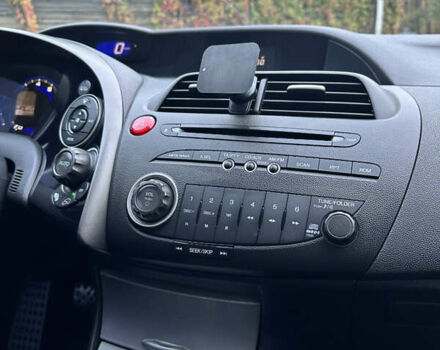 Серый Хонда Цивик, объемом двигателя 1.8 л и пробегом 217 тыс. км за 6200 $, фото 7 на Automoto.ua