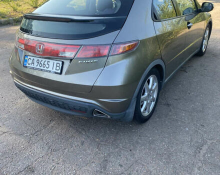 Серый Хонда Цивик, объемом двигателя 1.8 л и пробегом 195 тыс. км за 6400 $, фото 5 на Automoto.ua