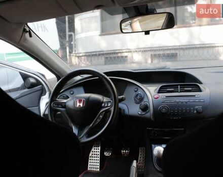 Серый Хонда Цивик, объемом двигателя 2 л и пробегом 251 тыс. км за 5700 $, фото 26 на Automoto.ua