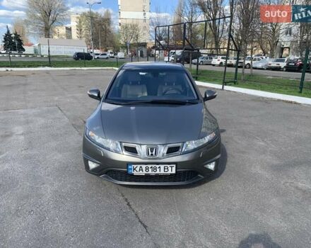 Сірий Хонда Сівік, об'ємом двигуна 1.8 л та пробігом 169 тис. км за 7800 $, фото 2 на Automoto.ua