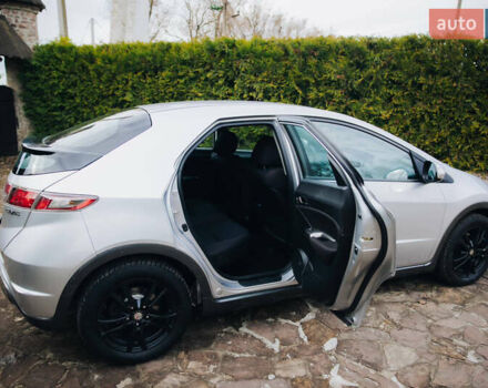 Серый Хонда Цивик, объемом двигателя 1.4 л и пробегом 159 тыс. км за 8300 $, фото 43 на Automoto.ua