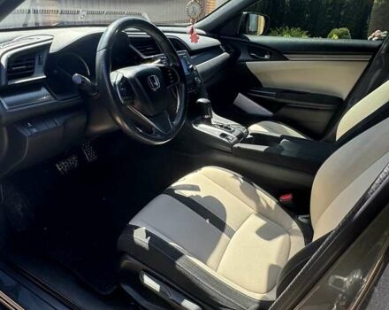 Сірий Хонда Сівік, об'ємом двигуна 1.5 л та пробігом 93 тис. км за 16500 $, фото 1 на Automoto.ua