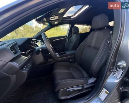 Сірий Хонда Сівік, об'ємом двигуна 1.5 л та пробігом 108 тис. км за 15600 $, фото 6 на Automoto.ua