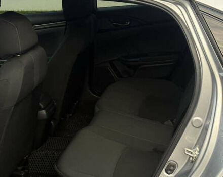 Серый Хонда Цивик, объемом двигателя 1.5 л и пробегом 74 тыс. км за 12800 $, фото 26 на Automoto.ua