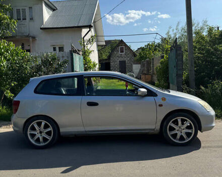 Сірий Хонда Сівік, об'ємом двигуна 1.4 л та пробігом 300 тис. км за 2995 $, фото 1 на Automoto.ua