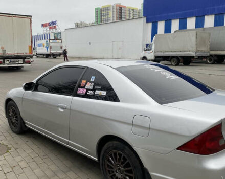 Серый Хонда Цивик, объемом двигателя 1.67 л и пробегом 324 тыс. км за 4500 $, фото 5 на Automoto.ua