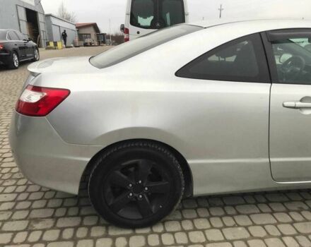 Сірий Хонда Сівік, об'ємом двигуна 1.8 л та пробігом 238 тис. км за 5590 $, фото 4 на Automoto.ua