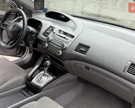 Серый Хонда Цивик, объемом двигателя 1.8 л и пробегом 143 тыс. км за 6999 $, фото 15 на Automoto.ua