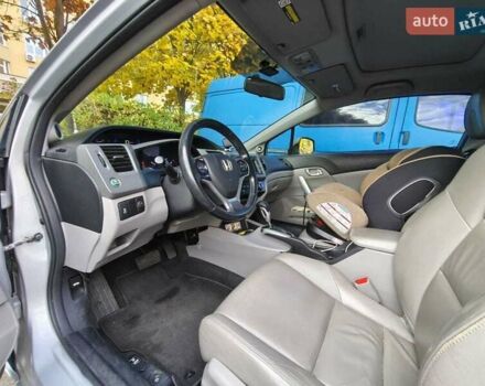 Серый Хонда Цивик, объемом двигателя 1.8 л и пробегом 150 тыс. км за 10400 $, фото 6 на Automoto.ua