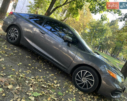 Серый Хонда Цивик, объемом двигателя 1.8 л и пробегом 247 тыс. км за 9100 $, фото 6 на Automoto.ua
