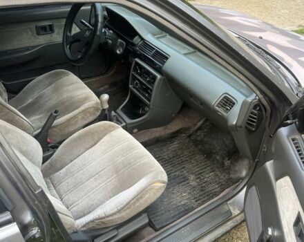 Серый Хонда Цивик, объемом двигателя 1.6 л и пробегом 333 тыс. км за 1000 $, фото 3 на Automoto.ua