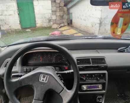 Серый Хонда Цивик, объемом двигателя 1.5 л и пробегом 250 тыс. км за 1418 $, фото 4 на Automoto.ua