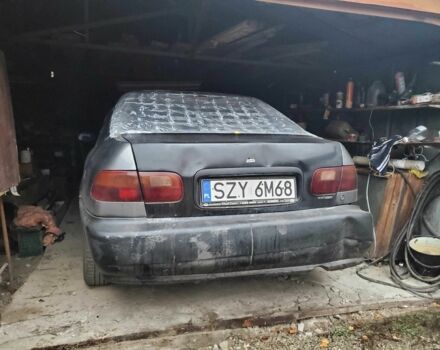 Серый Хонда Цивик, объемом двигателя 1.6 л и пробегом 350 тыс. км за 476 $, фото 2 на Automoto.ua