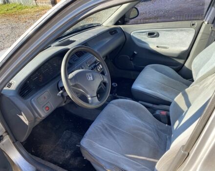 Серый Хонда Цивик, объемом двигателя 1.5 л и пробегом 139 тыс. км за 1100 $, фото 4 на Automoto.ua