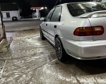 Серый Хонда Цивик, объемом двигателя 1.5 л и пробегом 374 тыс. км за 2500 $, фото 1 на Automoto.ua