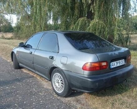 Серый Хонда Цивик, объемом двигателя 1.6 л и пробегом 470 тыс. км за 1900 $, фото 3 на Automoto.ua