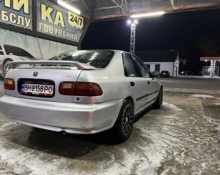 Серый Хонда Цивик, объемом двигателя 1.5 л и пробегом 374 тыс. км за 2500 $, фото 2 на Automoto.ua