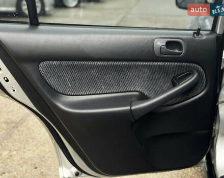 Сірий Хонда Сівік, об'ємом двигуна 1.6 л та пробігом 236 тис. км за 3333 $, фото 33 на Automoto.ua